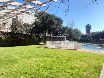 A PASOS DE METRO ÑUBLE Y FRENTE AL PARQUE DPTO 2 DORMITORIOS