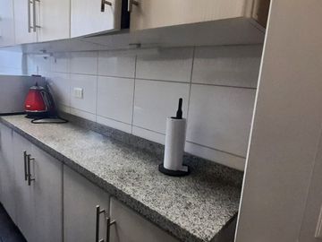 A PASOS DE METRO ÑUBLE Y FRENTE AL PARQUE DPTO 2 DORMITORIOS