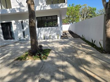 CASA EN SAN RAFAEL CON ACABADOS RESIDENCIALES