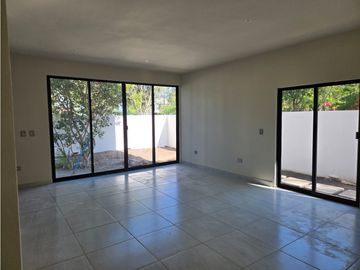 CASA EN SAN RAFAEL CON ACABADOS RESIDENCIALES