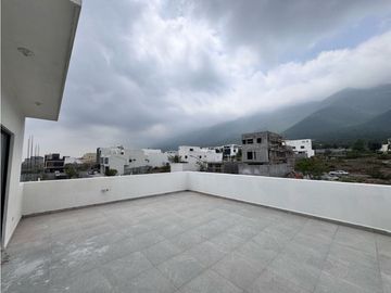 Casa en venta en La Montaña Residencial en Cumbres Garcia