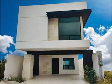 Casa en venta en Solana Residencial Cumbres García