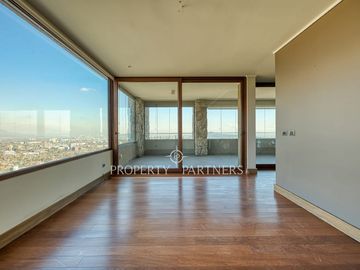 Espectacular vista en seguro condominio en Lo Curro, Vitacura