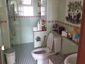 4 Bedroom House for sale in Hang Dong, Chiang Mai