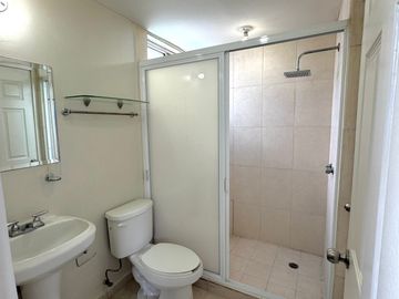 Departamento Amueblado en Venta en Cumbres, Mty.