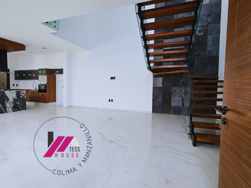 HERMOSA CASA PREVENTA EN CLUB SANTIAGO