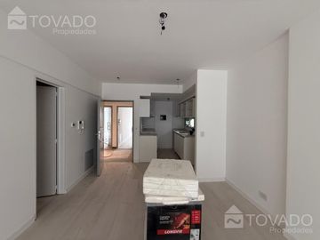 4 ambientes de Categoría en Edificio Full Amenities!