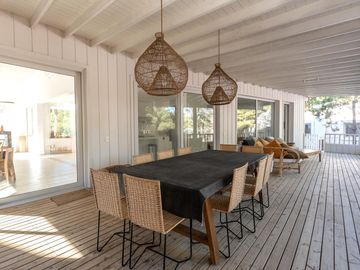 VENTA CASA COSTA ESMERALDA, BARRIO MARÍTIMO III, LOTE AL 100, 5 AMBIENTES