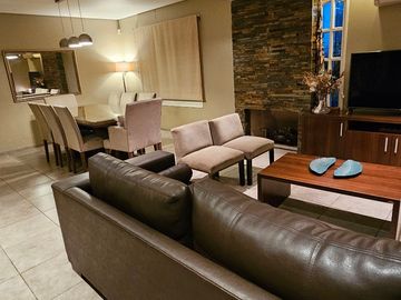 CASA EN VENTA A MTS DE AV BELGRANO 3800