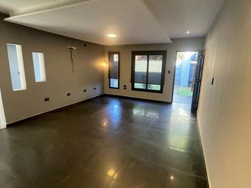 Casa de 3 dormitorios en VENTA