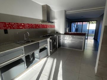 Casa de 3 dormitorios en VENTA