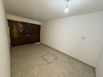 Casa en Venta en Barrio Jardin, 3 dormitorios, 3 baños, APTO CREDITO
