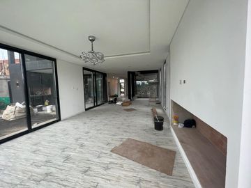 Venta Casa Al Rio en El Canal Villanueva Tigre AMT