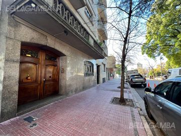DEPARTAMENTO VENTA SAN TELMO 4 AMBIENTES DEPENDENCIA