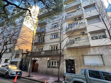 DEPARTAMENTO VENTA SAN TELMO 4 AMBIENTES DEPENDENCIA