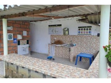 Venta Finca en Abejorral o cambio área Metropolitana