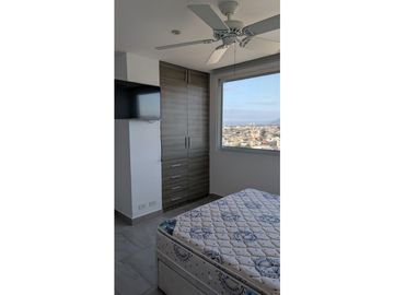 En renta departamento con vista al mar en Manta