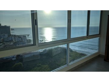 En renta departamento con vista al mar en Manta