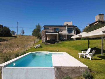 VENTA CASA 3 DORM EN POSTA CARRETA CLUB DE CAMPO