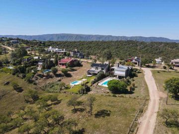 VENTA CASA 3 DORM EN POSTA CARRETA CLUB DE CAMPO