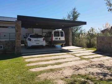 VENTA CASA 3 DORM EN POSTA CARRETA CLUB DE CAMPO