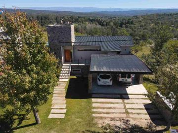 VENTA CASA 3 DORM EN POSTA CARRETA CLUB DE CAMPO