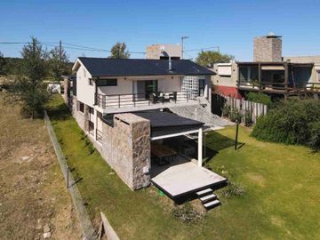 VENTA CASA 3 DORM EN POSTA CARRETA CLUB DE CAMPO