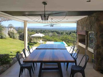 VENTA CASA 3 DORM EN POSTA CARRETA CLUB DE CAMPO