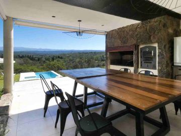 VENTA CASA 3 DORM EN POSTA CARRETA CLUB DE CAMPO