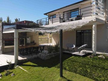 VENTA CASA 3 DORM EN POSTA CARRETA CLUB DE CAMPO
