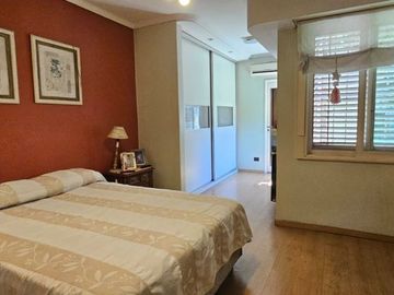 CASA EN VENTA LANUS 4 AMB FONDO - GARAGE