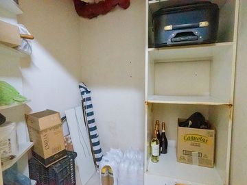 IMPONENTE DEPTO. c/COCHERA. LOMAS CENTRO!