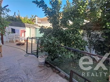 Casa en Venta en Ing. Eduardo Dominguez con Camino del Oro