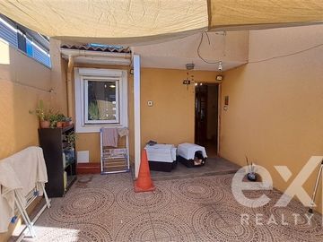Casa en Venta en Ing. Eduardo Dominguez con Camino del Oro