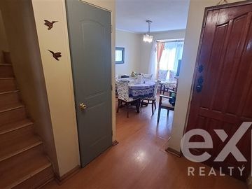 Casa en Venta en Ing. Eduardo Dominguez con Camino del Oro