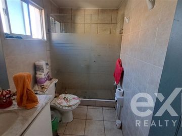 Casa en Venta en Ing. Eduardo Dominguez con Camino del Oro