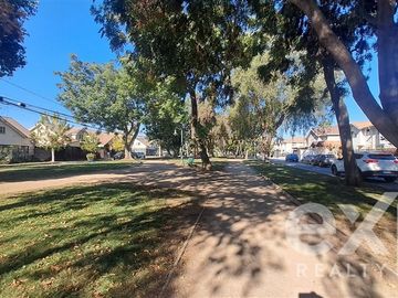 Casa en Venta en Ing. Eduardo Dominguez con Camino del Oro