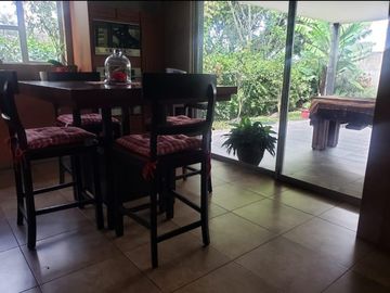 Casa Independiente con Suite en Nayón - Tanda