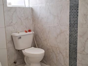 VENDO CASA CONJUNTO TUMBACO LA MORITA 2 TOLA CHICA