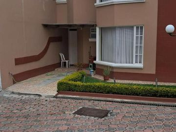 VENDO CASA CONJUNTO TUMBACO LA MORITA 2 TOLA CHICA