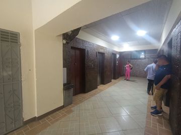 Suite en alquiler en centro de Guayaquil, edificio Forum  GabR