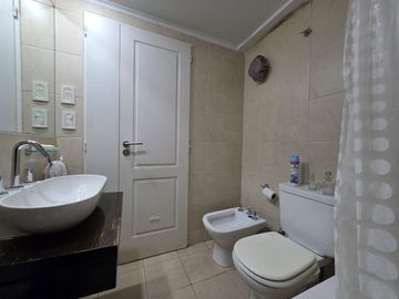 VENTA. DEPTO 4 AMBIENTES BALCÓN COCHERA, BELGRANO.