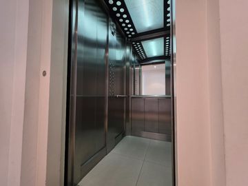 VENTA. DEPTO 4 AMBIENTES BALCÓN COCHERA, BELGRANO.