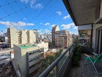 VENTA. DEPTO 4 AMBIENTES BALCÓN COCHERA, BELGRANO.