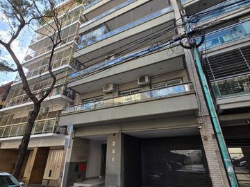 VENTA. DEPTO 4 AMBIENTES BALCÓN COCHERA, BELGRANO.