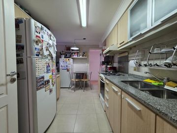 VENTA. DEPTO 4 AMBIENTES BALCÓN COCHERA, BELGRANO.