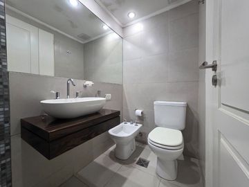 VENTA. DEPTO 4 AMBIENTES BALCÓN COCHERA, BELGRANO.