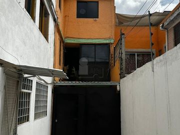 Casa en Venta en Los Reyes Ixtacala