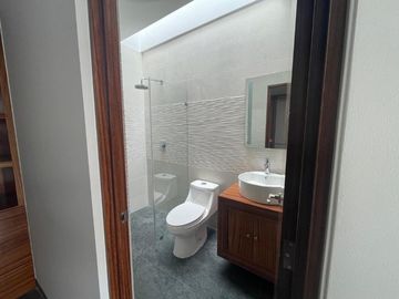 CASA EN LAGO ESMERALDA