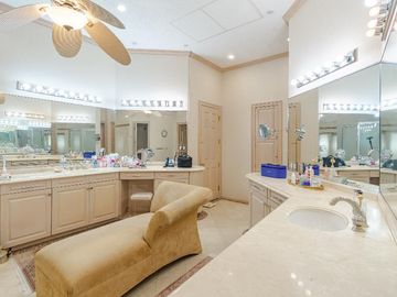 Residencia de Lujo en Venta - Diseño, Confort y Exclusividad en un Solo Lugar